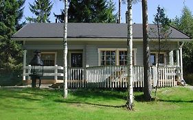 Ylä-Saarikko Holiday Cottages